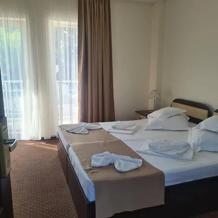 Golden 3* 데포리노드