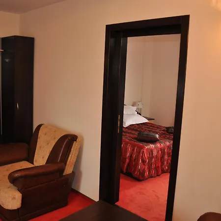 Golden Hotel