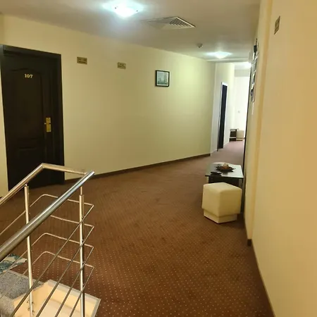 Golden Hotel